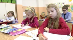 Rodičia prváčikov si poriadne priplatia: Porovnali sme ceny na západe a východe krajiny