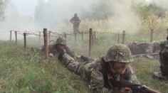 Dobrovoľná vojenčina Slovákov veľmi neláka. Minister Gajdoš to chce zmeniť