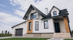 Po odchode na dovolenku ostáva váš domov prázdny. Experti poradili, čo by ste nemali robiť, aby ostal v bezpečí