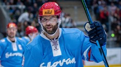 Roman Kukumberg sa rozlúčil s bohatou kariérou. Posledné striedanie odohral so synom