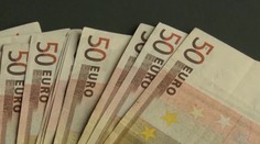 Dostanú tisíc eur mesačne a nepohnú ani prstom. Stačí povedať na čo ich minú