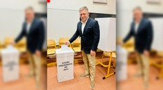 Robert Fico odvolil až neskoro večer. Zaskočilo to aj skúsených odborníkov