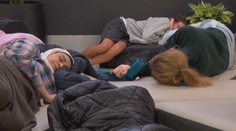 Konflikt na Blízkom východe zastavil tisíce letov. S čím musia cestovatelia počítať?