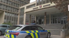 Opitá si sadla za volant a šla ordinovať. Košická gynekologička však na parkovisku nabúrala