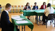 Povinná maturita z matematiky a nový druh strednej školy. Poslanci odklepli veľké zmeny