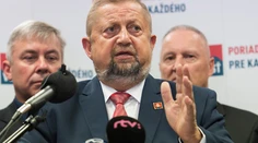 Strana Vlasť žiada veriteľov, aby sa vzdali nároku na vrátenie peňazí