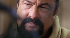 Srbsko udelilo občianstvo americkému hercovi Stevenovi Seagalovi