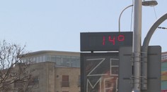 Matovič s Krajčím sa na teplé počasie nespoliehajú. Skúsený virológ  to vidí pozitívnejšie