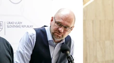 Sulík sa prihlási na očkovanie Pfizerom. Čakal, čo sa z jednotlivých vakcín vykľuje