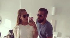 Dominika Cibulková bez podprsenky a s odhaleným bruchom. Tá je ale sexy!