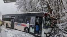 FOTO: Dopravná nehoda autobusu na východe Slovenska