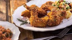 RECEPT NA DNES: Chrumkavý králik v chlebovo parmezánovej kruste