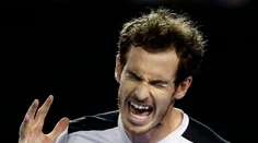 Murray zdolal Raoniča, vo finále vyzve Djokoviča