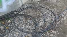 Kolaps na cestách aj železniciach pre pár eur. Muž s pílkou rozčúlil desaťtisíce Slovákov