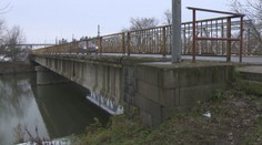 Most na západe Slovenska je na pokraji kolapsu. Obavy z pádu, denne ním prejde 10-tisíc áut