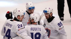 VIDEO: Body o udržanie sa medzi elitou budú naháňať proti Slovákom. Poľsko podľahlo aj Francúzsku