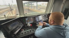 Rušňovodiči žalujú národného dopravcu. Niektorí mali za rok nadčasy aj 400 hodín