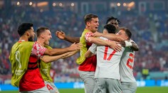 Mitrovič s Vlahovičom svoje splnili, ale ich obrat nestačil. Srbov tak v skupine opäť stopli Švajčiari