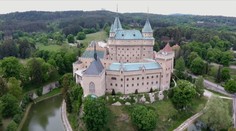 Bojnický zámok privítal rekordného návštevníka. Koľko ľudí navštívilo tento skvost?