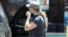 Zoznamovacia aplikácia zabrala?! Slávna speváčka je zasnúbená