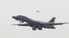 Dva americké bombardéry preleteli už druhýkrát nad Kórejským polostrovom