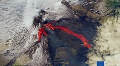 Dychberúce zábery na chrliacu európsku sopku. Lávu z Etny vidieť aj z vesmíru