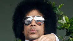Svet smúti. Zomrel legendárny spevák Prince