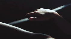 Markizáčka hviezdou v novom klipe. Sexy zábery z vane!