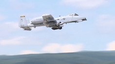 Nad stredným Slovenskom prelietavajú americké bojové lietadlá