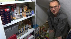 Slovenský aktivista nám ukázal v dome vlastné zásoby na zlé časy