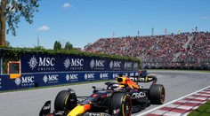 V Kanade berie prvenstvo Verstappen, po dlhých týždňoch má pódium aj Hamilton