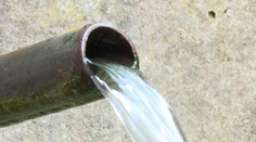 Sľúbili škôlky, vodovody či kanalizácie, nebude nič. Všetko vraj pre chyby Jahnátkových úradníkov