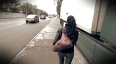 V Bratislave sa na ulici ponúkajú aj 15-ročné dievčatá. Tu sú ich výpovede