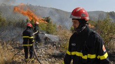 Obľúbené letovisko Slovákov v plameňoch: Vyše 200 hasičov bojuje s požiarom v Podgore