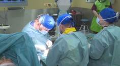 Unikátna operácia zápästia: V košickej nemocnici dokážu lekári pacientom zmeniť kvalitu života