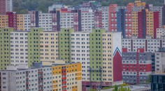 Ceny nehnuteľností klesli. Úrokové sadzby pri hypotékach však stále stúpajú