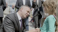 Prezident pozval študentov na zákusok