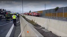 Hromadná nehoda na D1 pri Brne, zomreli traja ľudia vrátane dieťaťa