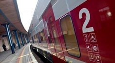 Nedeľné vlaky z východu sú takmer vypredané. V týchto spojoch sú posledné voľné miesta