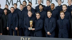 Až 14 majstrov sveta nominoval Löw do Francúzska