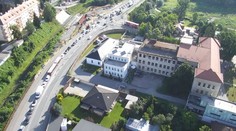 Vodiči v Prešove nerešpektujú značky. Policajti kontrolujú križovatky aj s dronmi