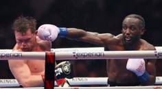 V Las Vegas sa prepisovala história boxu. Crawford dokázal nemožné