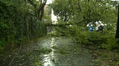 Nečakaná búrka v Košiciach. Pozrite sa, čo všetko napáchala