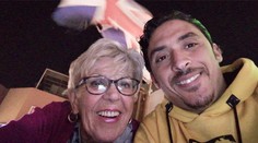 Babička (80) si zobrala za muža mladučkého milenca (35). Nikto mu neverí, že mu nejde o peniaze