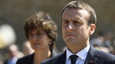 Macron plánuje zriadiť osobitné strediská pre žiadateľov o azyl v Líbyi