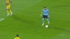 VIDEO: Šláger kola priniesol krásne góly aj zahodenú penaltu. Slovan doma zdolal Dunajskú Stredu