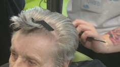 Salón krásy priamo v nemocnici. Seniorky rozmaznávali budúce kaderníčky a kozmetičky