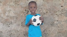 Školáci z Levíc na diaľku pomáhajú malému Keňanovi a jeho rodine. Vyslúžili si tým ocenenie Detský čin roka