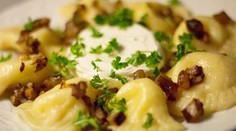 Najhoršie jedlo v reštaurácii - pirohy s mäsom a bryndzou