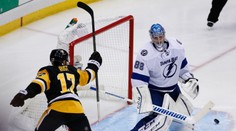 Pittsburgh vyrovnal sériu proti Tampe, v predĺžení rozhodol Crosby